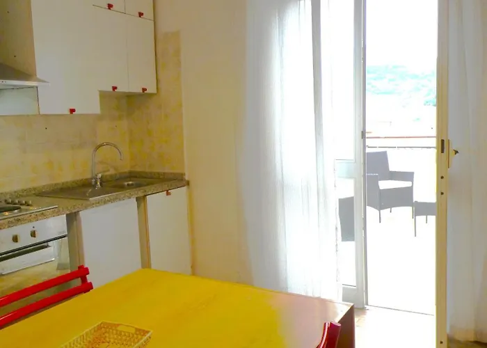 Apartment A' La Gare 6 *